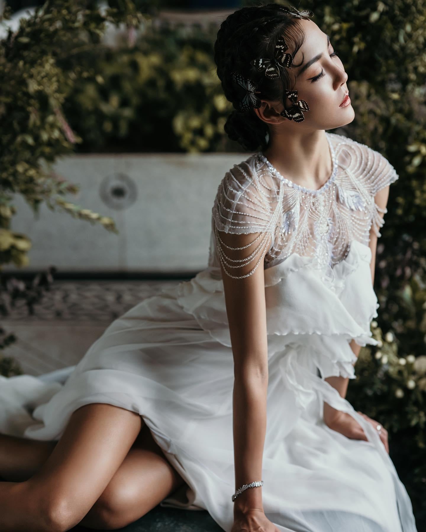 Alon Livne White - Dianne
