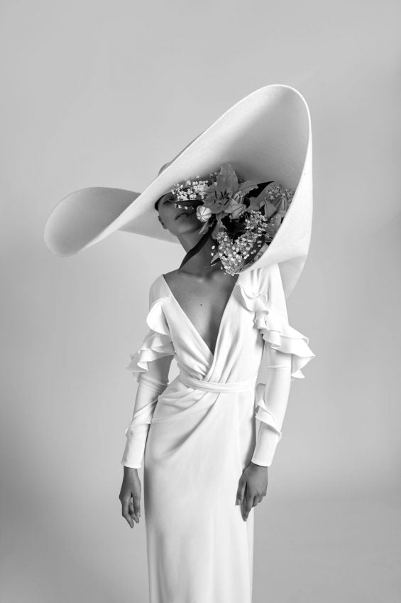 Alon Livne White - Isabella