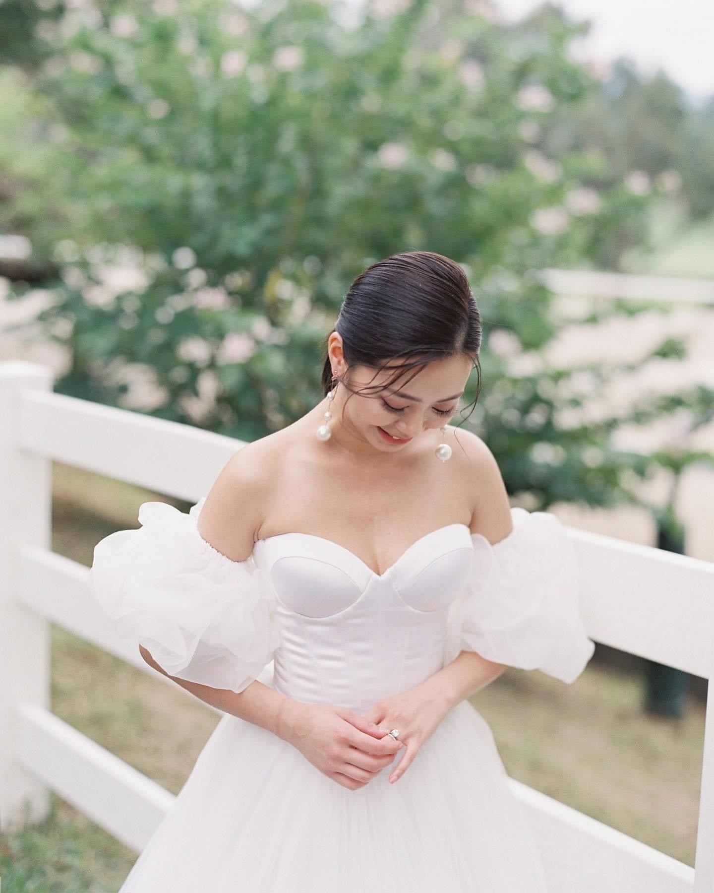 Alon Livne White - Audrey