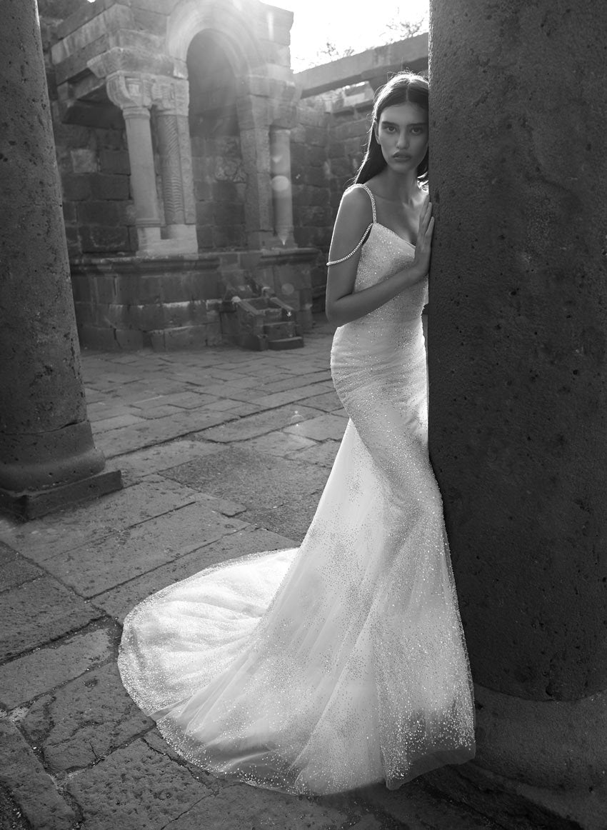 Inbal Dror - Olivia