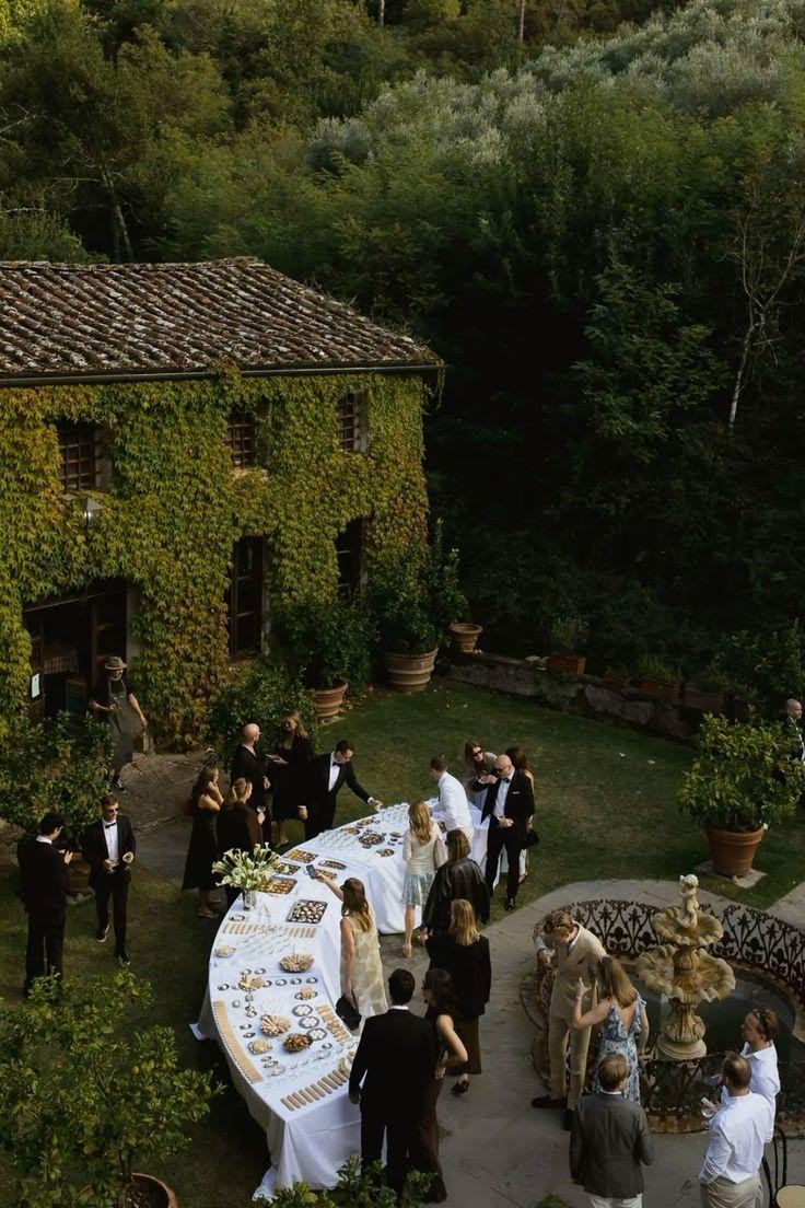 Italy, Tuscany - Country Villa, Intimate Old Money