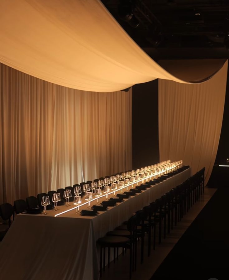 Indoor / Minimalist Reception — Sculptural Draping & Linear Table