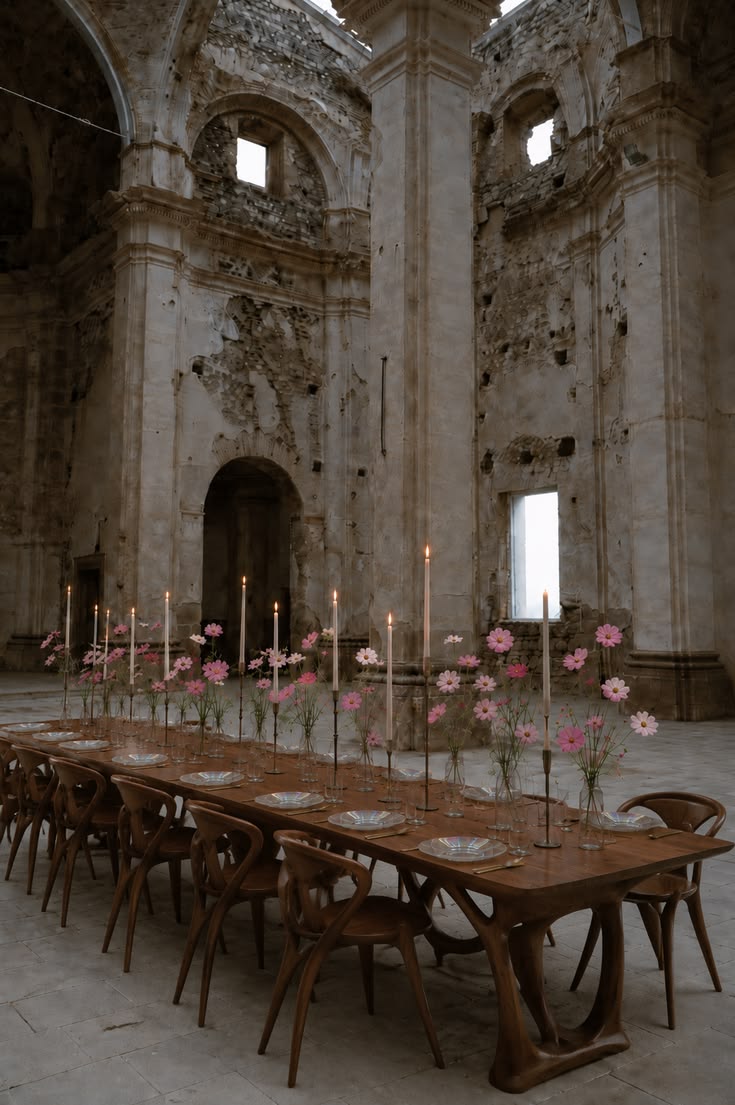 Historic Ruins — Contemporary Romantic Reception