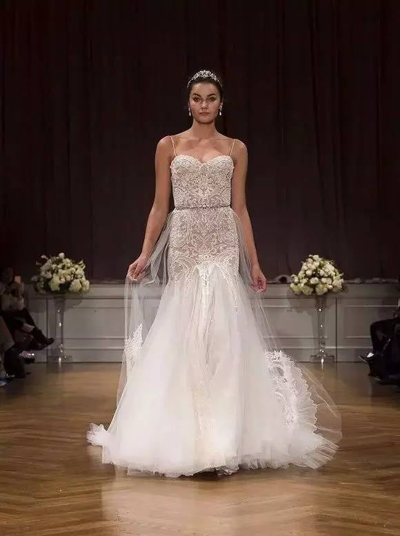 Alon Livne White - Helen