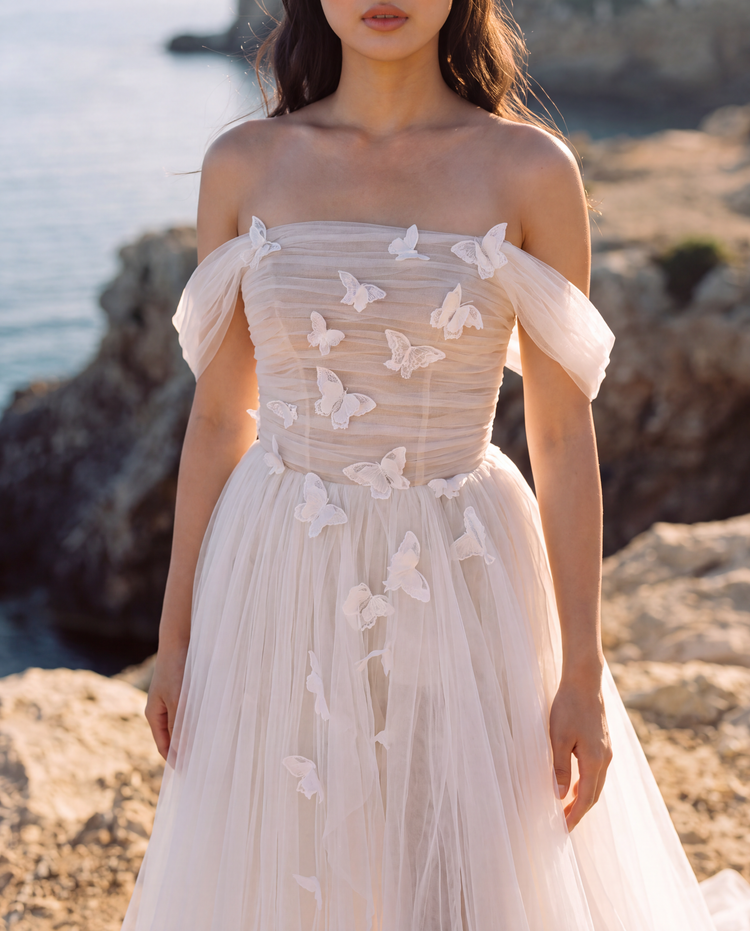 Off Shoulder Clara