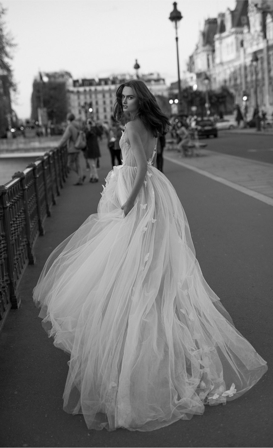 Liz Martinez - Clara