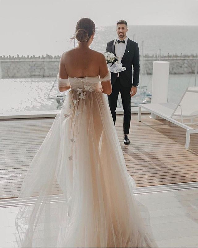 Off Shoulder Clara