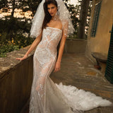 Inbal Dror - 25