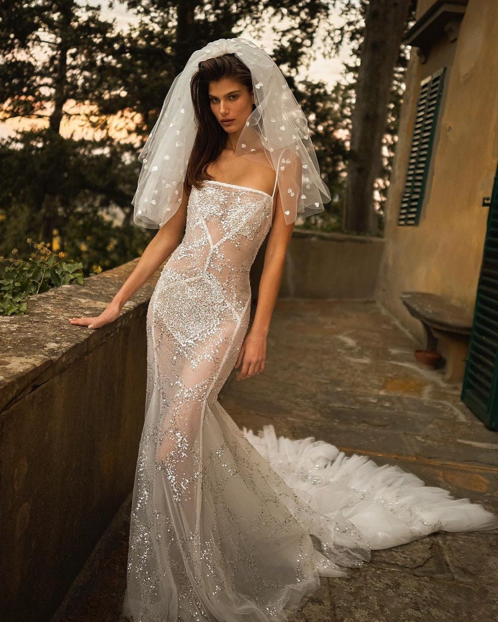 Inbal Dror - 25