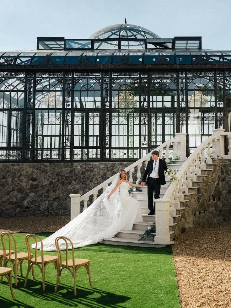 Lakeside Glass Pavilion